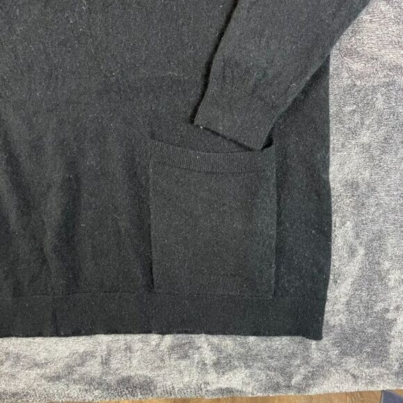 Garnet Hill Oversized 100% Cashmere Turtleneck Sweater Front Pocket Women's M - Picture 4 of 11